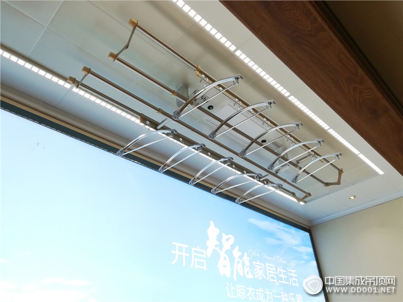 广州建博会：超级大板+3D背景墙，蓝姆特大放异彩—展会新品